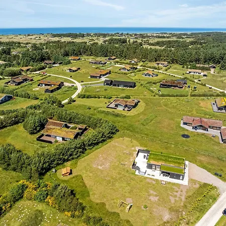 Laustvej 3 度假居 *