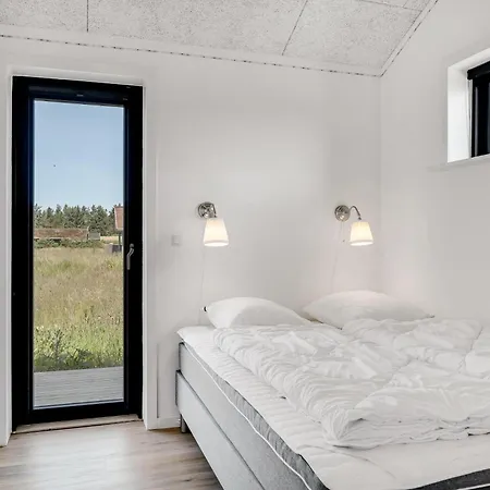 Laustvej 3 度假居 Saltum