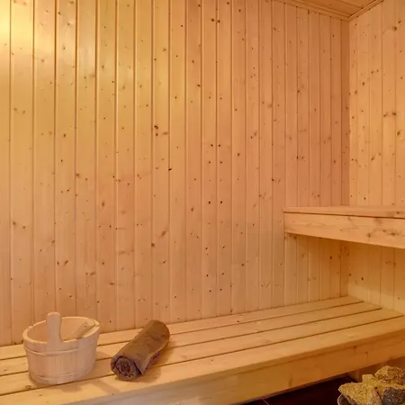 Laustvej 3 Child-friendly And Lovely Home! *